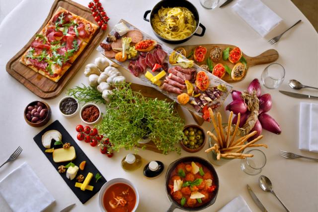 Dolce Vita Friday Brunch 1