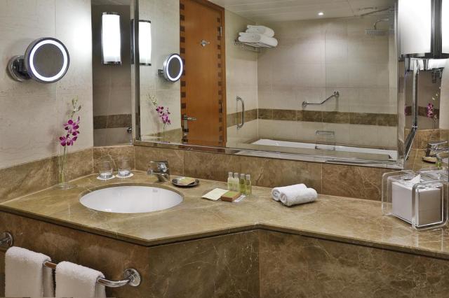 Hilton Dubai Jumeirah 3-dlx (3)