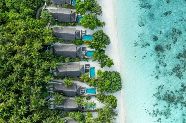 Dusit Thani Maldives 2 (4)
