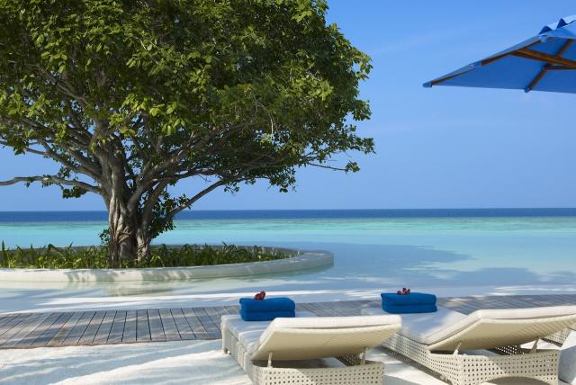 Dusit Thani Maldives 5 (5)