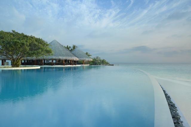 Dusit Thani Maldives 5 (6)