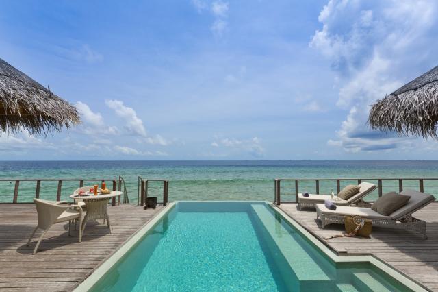 Dusit Thani Maldives 5 (9)