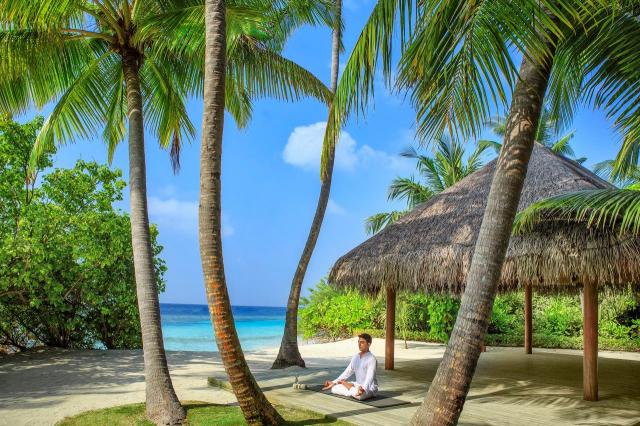 Dusit Thani Maldives 6 (3)