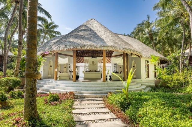 Dusit Thani Maldives 6 (4)