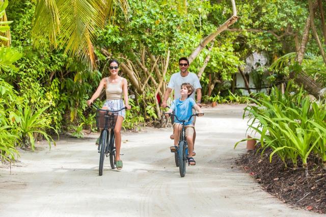 Dusit Thani Maldives 6 (5)