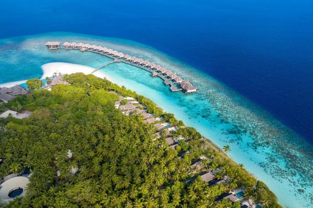 Dusit Thani Maldives 1 (5)
