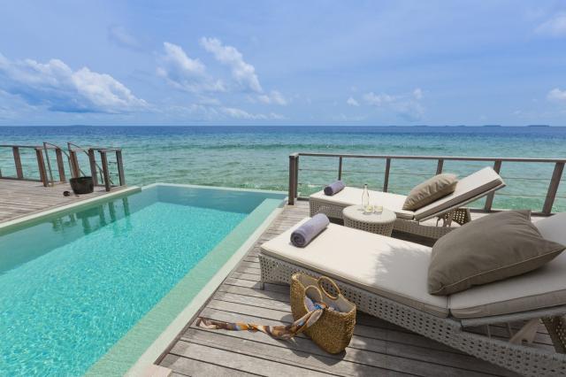 Dusit Thani Maldives 10 OWV (5)