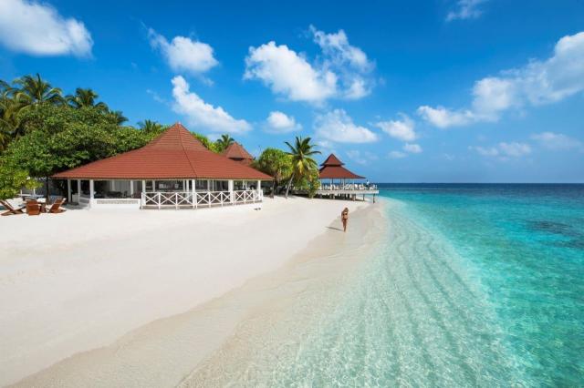 Diamonds Thudufushi 3 (2)