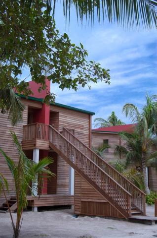 The Barefoot Eco Hotel 7 (3)