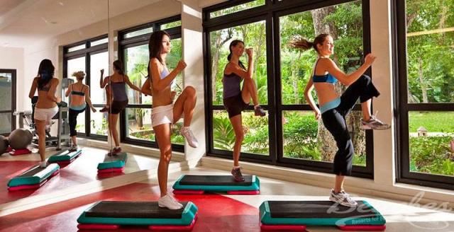Jamajka-Beaches-Negril-gym-15330