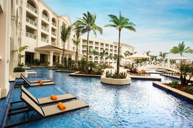 Hyatt Ziva Rose Hall 2 (2)
