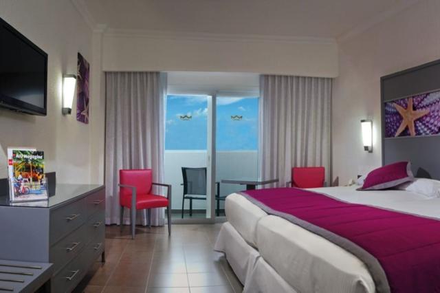 Hotel Riu Cancún 4 (4)