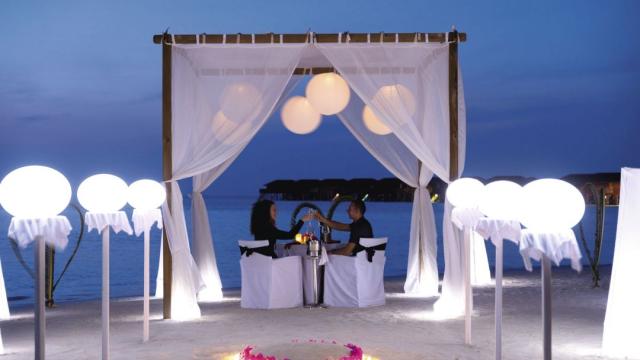 Vilamendhoo Island 3-food and fac (5)