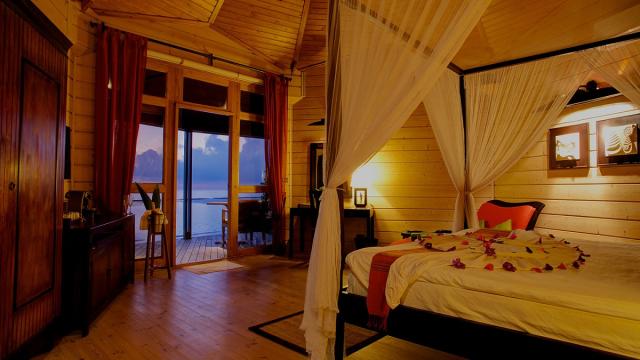 Komandoo Maldives beach vila (2)
