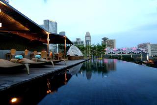 Naumi Hotel
