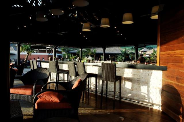 Reunion-Palm-Hotel-bar-1320