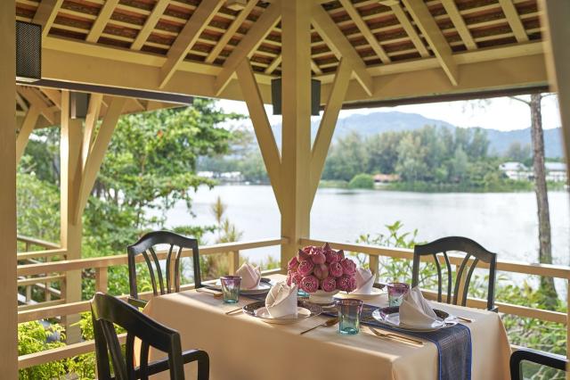Dusit Thani Laguna Phuket 7 (11)