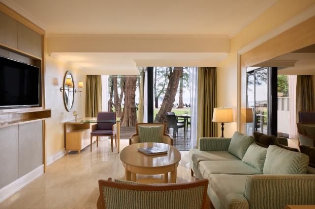 Dusit Thani Laguna Phuket 12 suites (1)