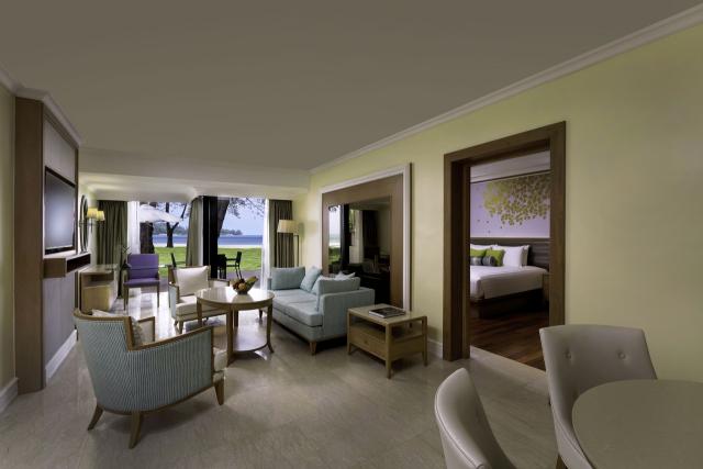 Dusit Thani Laguna Phuket 12 suites (8)