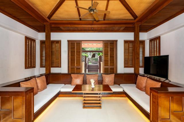 Centara Grand Beach 14-ROY (2)