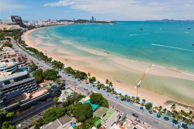 Holiday Inn Pattaya 1 (2)