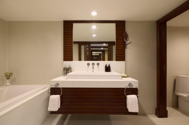 Dusit Thani Pattaya Resort 14 SUIT (5)