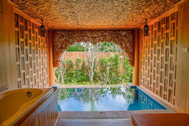 Santhiya Koh Phangan 7 pool suite (1)