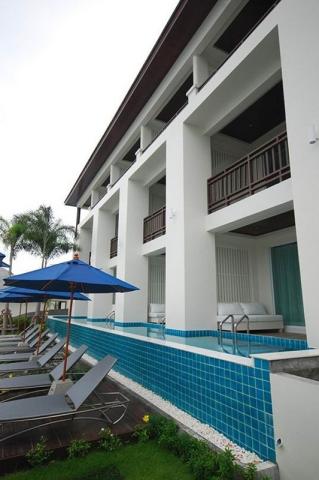 Samui Resotel Beach Resort 5 DLXPool (1)