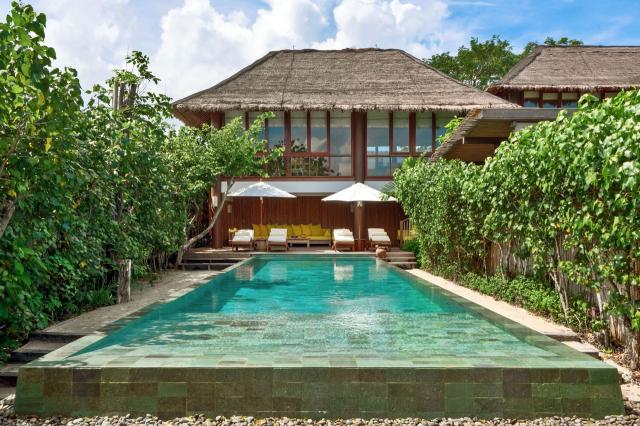 Six Senses Samui 10 beach res (1)