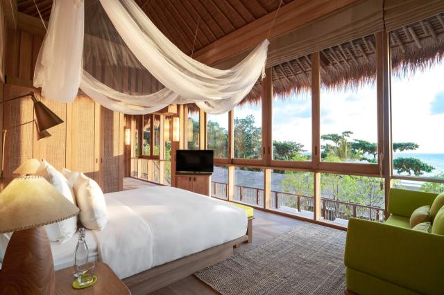 Six Senses Samui 10 beach res (4)