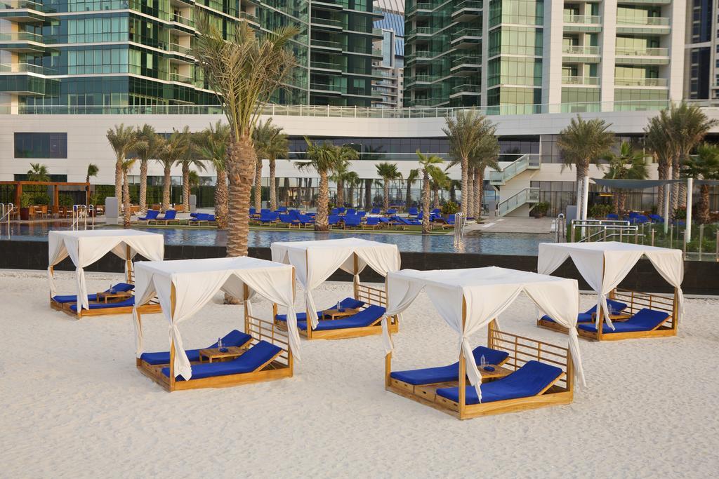 Double Tree by Hilton Dubai (10)