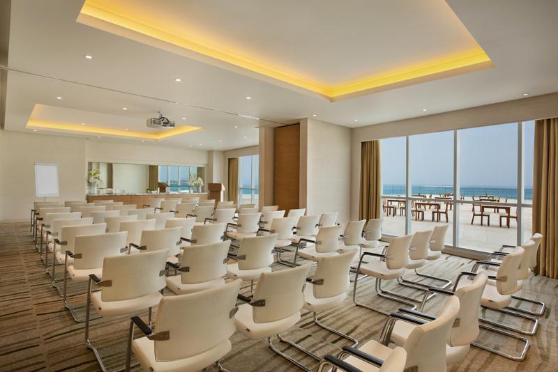 Double Tree by Hilton Dubai (16)