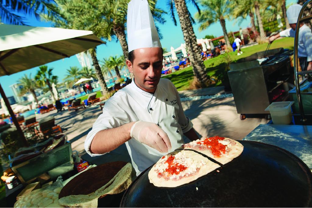 Double Tree by Hilton Dubai (21)
