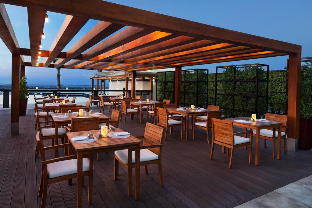 Double Tree by Hilton Dubai (23)