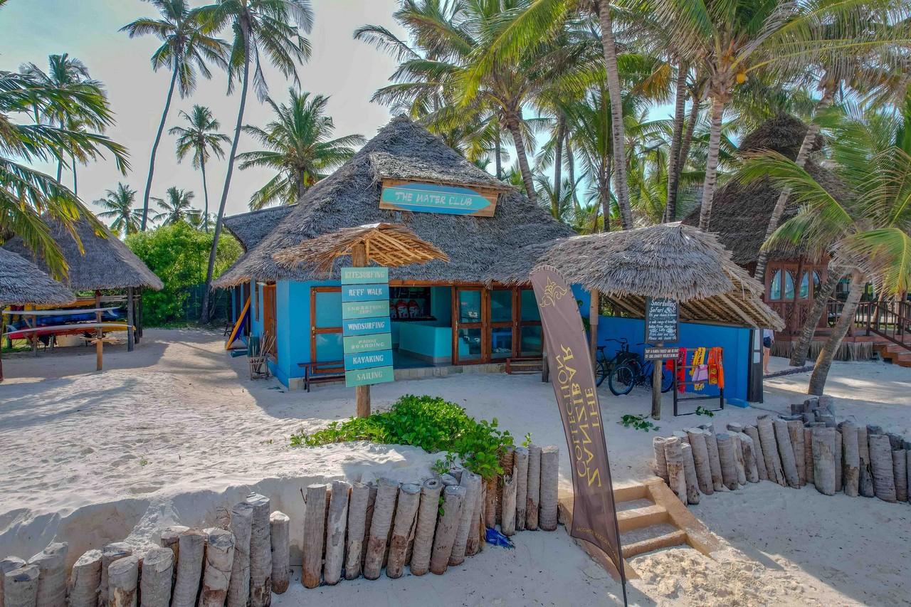 Breezes Beach Club 3 (3)
