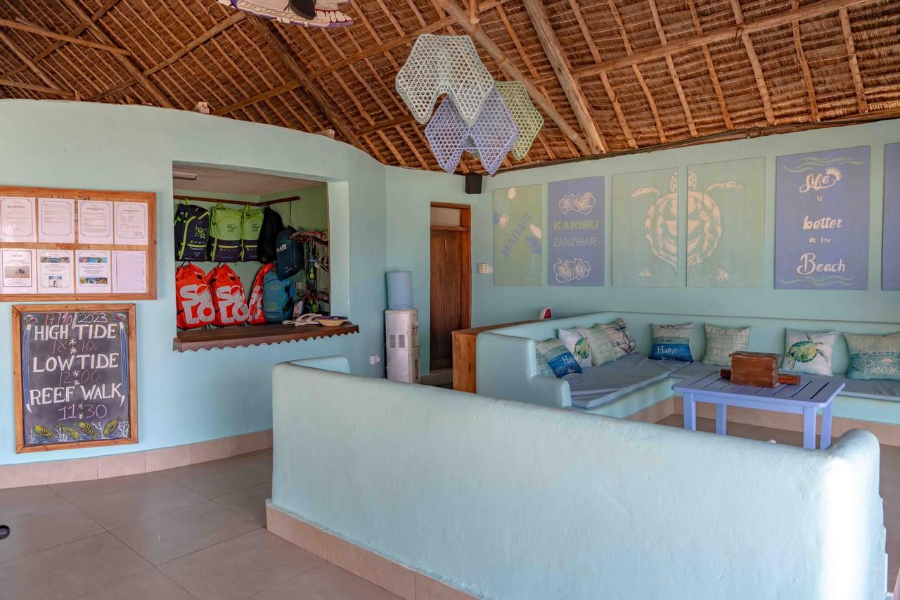 Breezes Beach Club 5 (3)