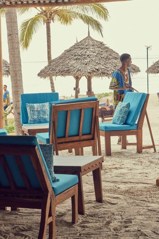 Breezes Beach Club 8 (4)