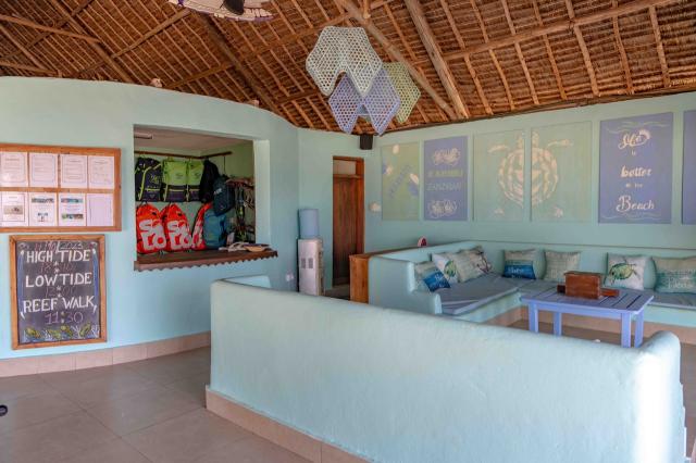 Breezes Beach Club 5 (3)