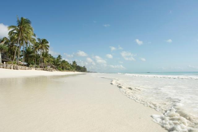 Bluebay Beach Resort 2 (2)
