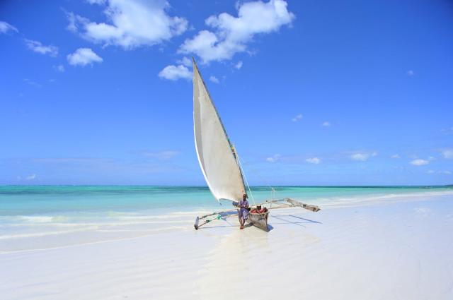 Bluebay Beach Resort 2 (4)