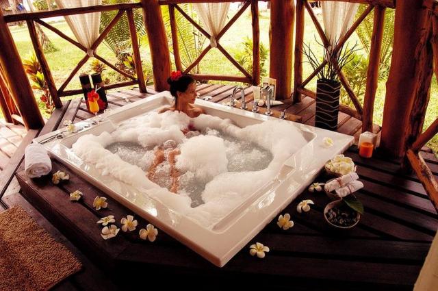Bluebay Beach Resort 4 (5a)