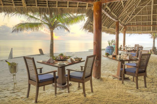 Bluebay Beach Resort 7 (5)