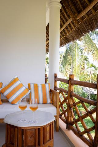 Bluebay Beach Resort 8 GV (4)