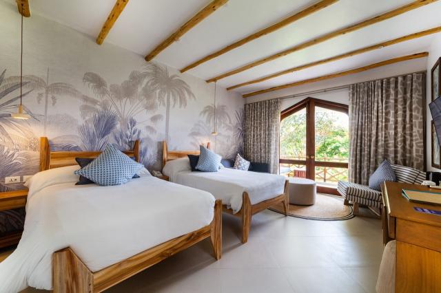 Bluebay Beach Resort 9 DLX (1)
