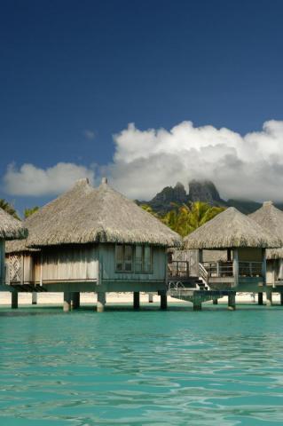 Polynesie-St.-Regis-Bora-resort-1160