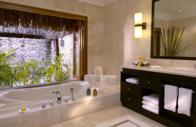 Polynesie-St.-Regis-Bora-koupelna-1190