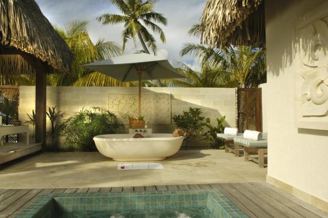 Polynesie-St.-Regis-Bora-koupelna-1195