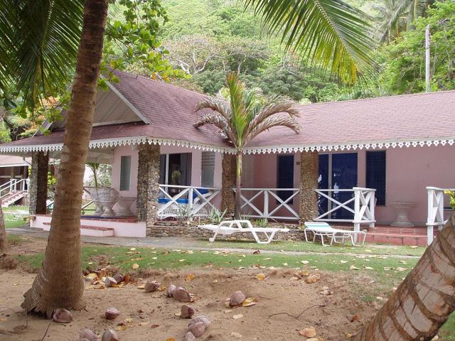 tobago-blue-waters-inn-10-03