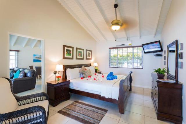 Tobago-Blue-Waters-bungalow-1625