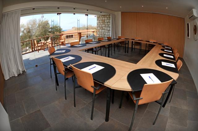 Kapverdy-Morabeza-meeting-room-14135